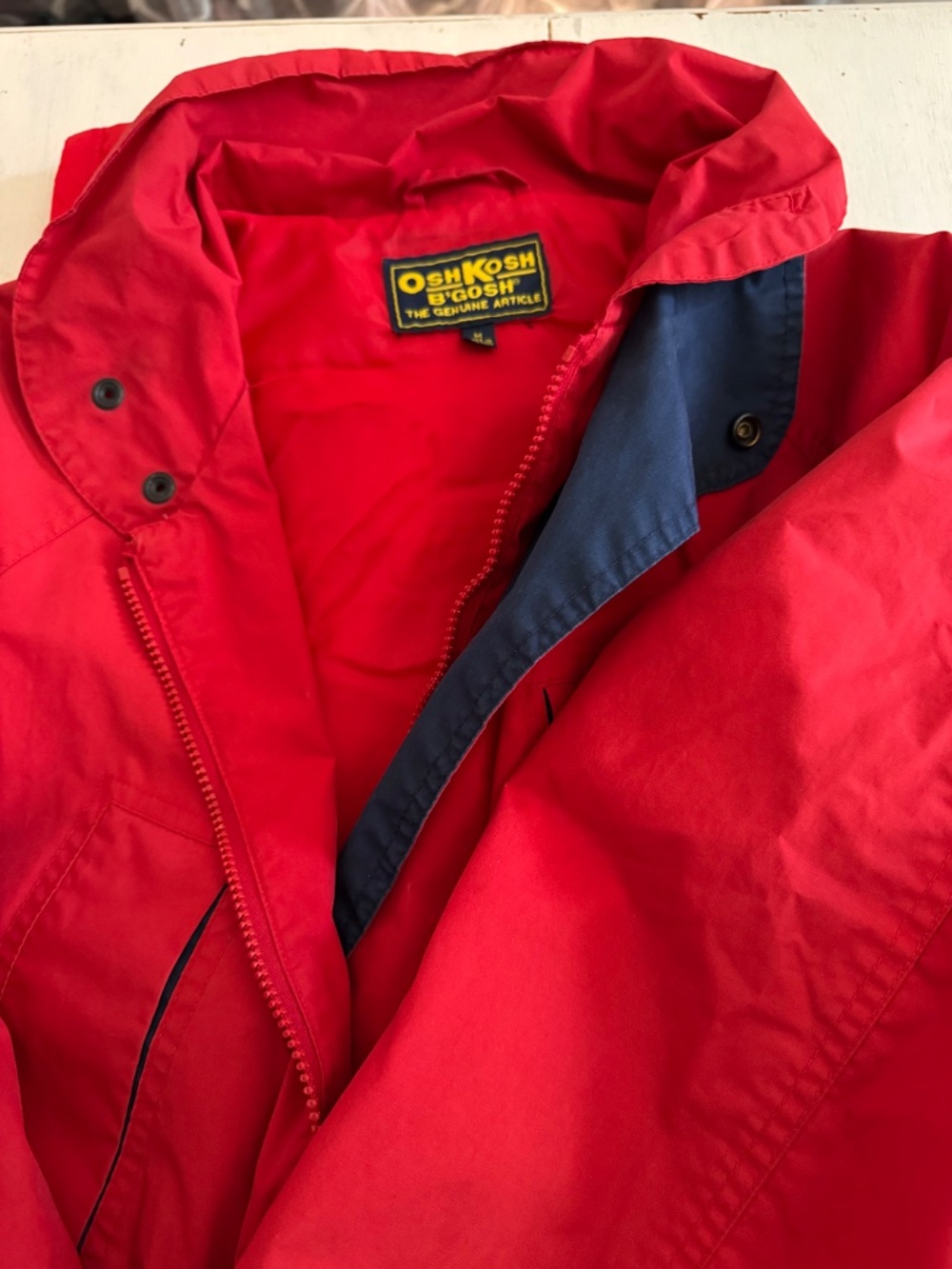 Vintage OshKosh Bright Red Raincoat Hooded Zip Snap Jacket Classic Retro Medium